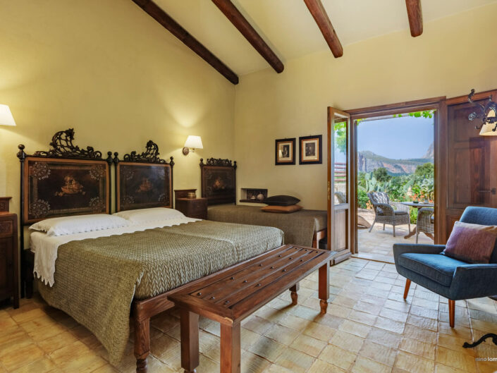 Trapani foto architettura d'interni esterni per booking alberghi Sicilia